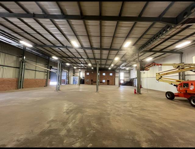 1,798M² WAREHOUSE TO LET IN STRIJDOMPARK